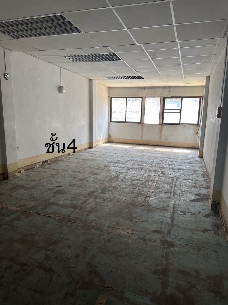 ตึกแถวปากซอยพัฒนาการ61-ทำเลดีเหมาะค้าขาย