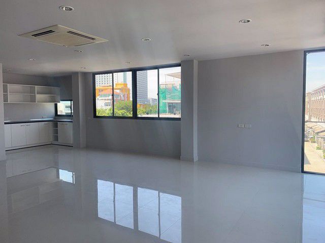 ขายและให้เช่า-โฮมออฟฟิศ45-ชั้น-โครงการบ้าน-เจด-ไฮท์-สาทร-พระราม-3