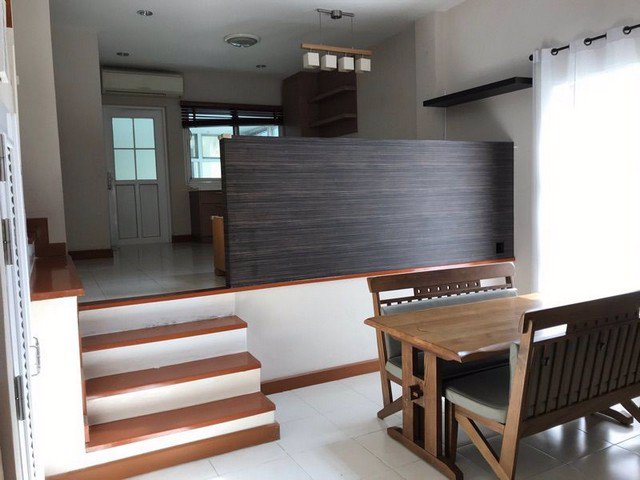 ทาวน์โฮม-3-ชั้นห้องมุม-คาซ่า-นวลจันทร์-23-ใกล้ตลาดโพธิ์สุวรรณ