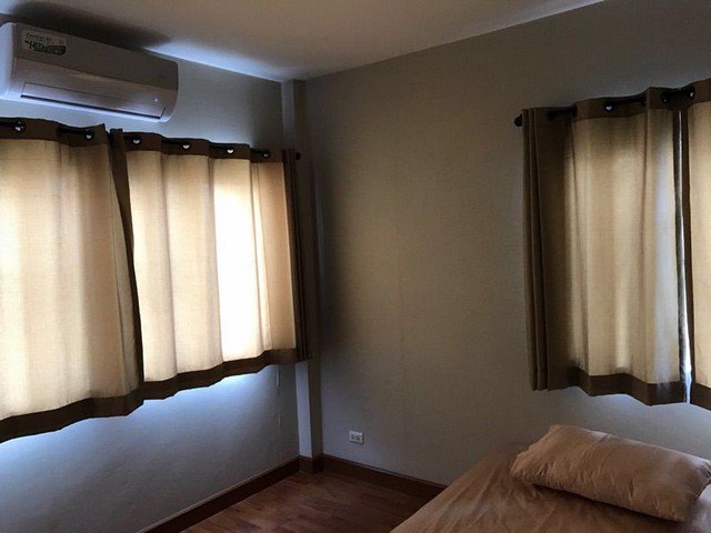 ทาวน์โฮม-3-ชั้นห้องมุม-คาซ่า-นวลจันทร์-23-ใกล้ตลาดโพธิ์สุวรรณ