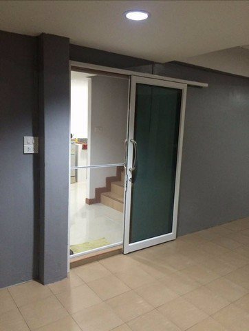 ให้เช่าบ้าน-3-ชั้น-รีโนเวทใหม่-กัลปพฤกษ์-สาทร-ใกล้บิ๊กซี-กัลปพฤกษ์