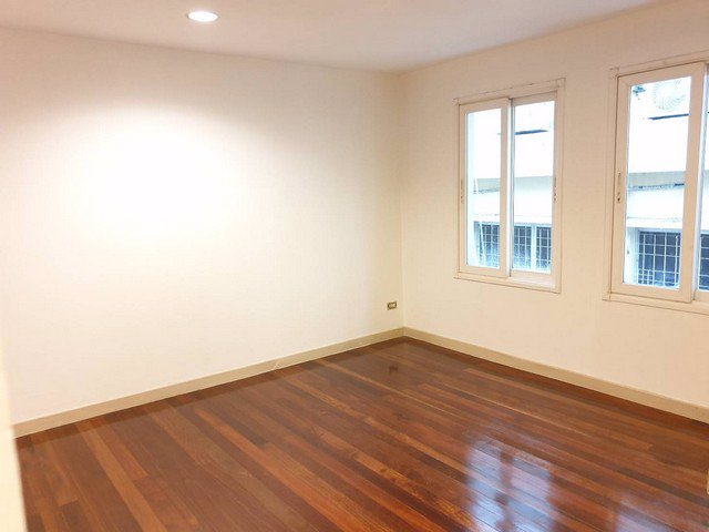 ให้เช่าทาวน์โฮม-4-ชั้น-5-ระดับ-โครงการบุษราคัมเพลส-วิภาวดีรังสิต-20-ลาดพร้าว-18-ใกล้-mrt-ลาดพร