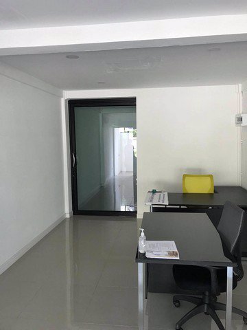 ให้เช่าทาวน์เฮ้าส์รีโนเวทใหม่-เพชรเกษม-38-ใกล้มหาวิทยาลัยสยาม-ใกล้-bts-บางหว้า