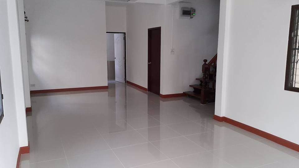 ให้เช่าบ้านแฝด-2-ชั้น-หมู่บ้านรังสิยา-รามอินทรา-กม-125-งดรับนายหน้า-