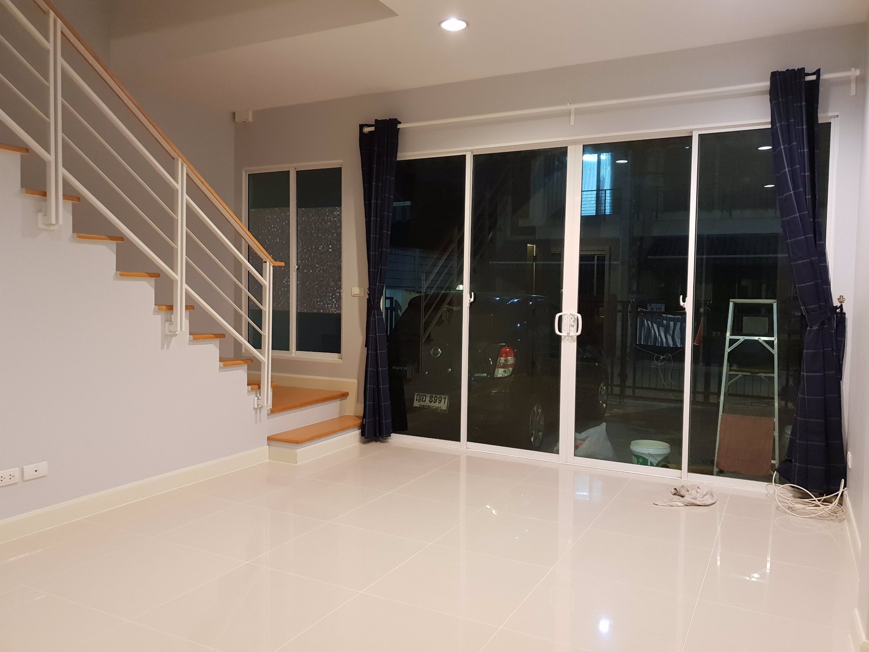 ให้เช่าทาวน์โฮม3ชั้นใกล้btsmrtบางหว้า