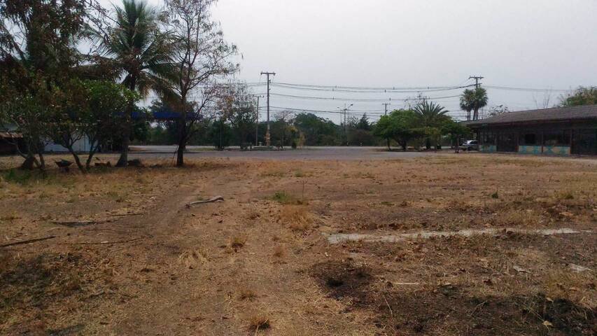 ขายที่ดินพร้อมอาคารชั้นเดี่ยว-พื้นที่-9-ไร่-32-ตารางวา-หน้ากว้างติดถนนสระบุรี-หล่มสักกว้าง-75-เมตร