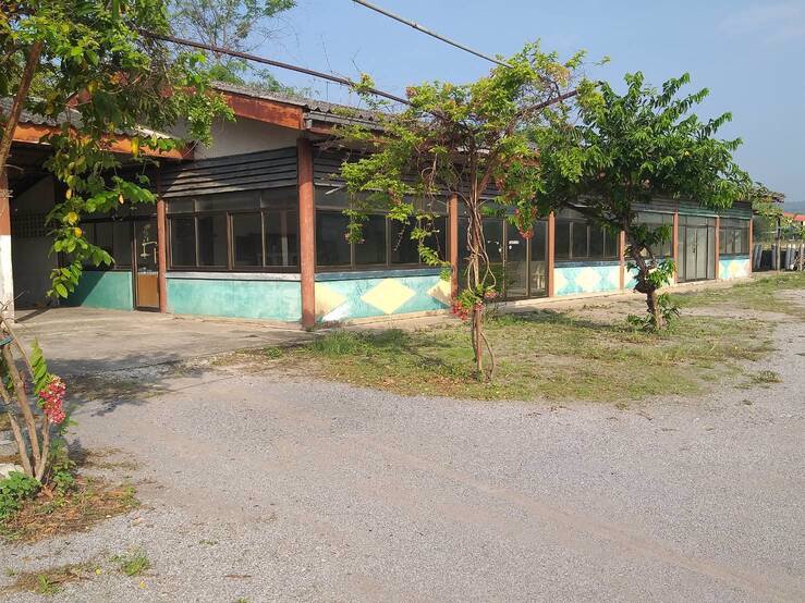 ขายที่ดินพร้อมอาคารชั้นเดี่ยว-พื้นที่-9-ไร่-32-ตารางวา-หน้ากว้างติดถนนสระบุรี-หล่มสักกว้าง-75-เมตร