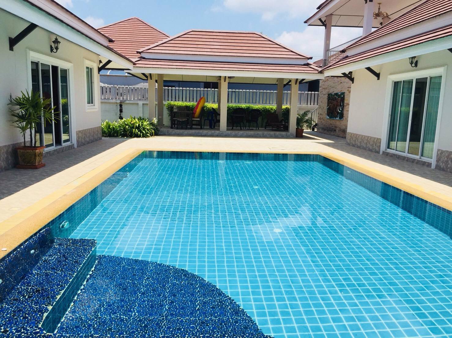 ขายบ้านเดี่ยว-บรรยากาศดี-ใกล้สวนนงนุช-และ-สวนน้ำกาตูนเนตเวิร์ค-สัตหีบ-ชลบุรี