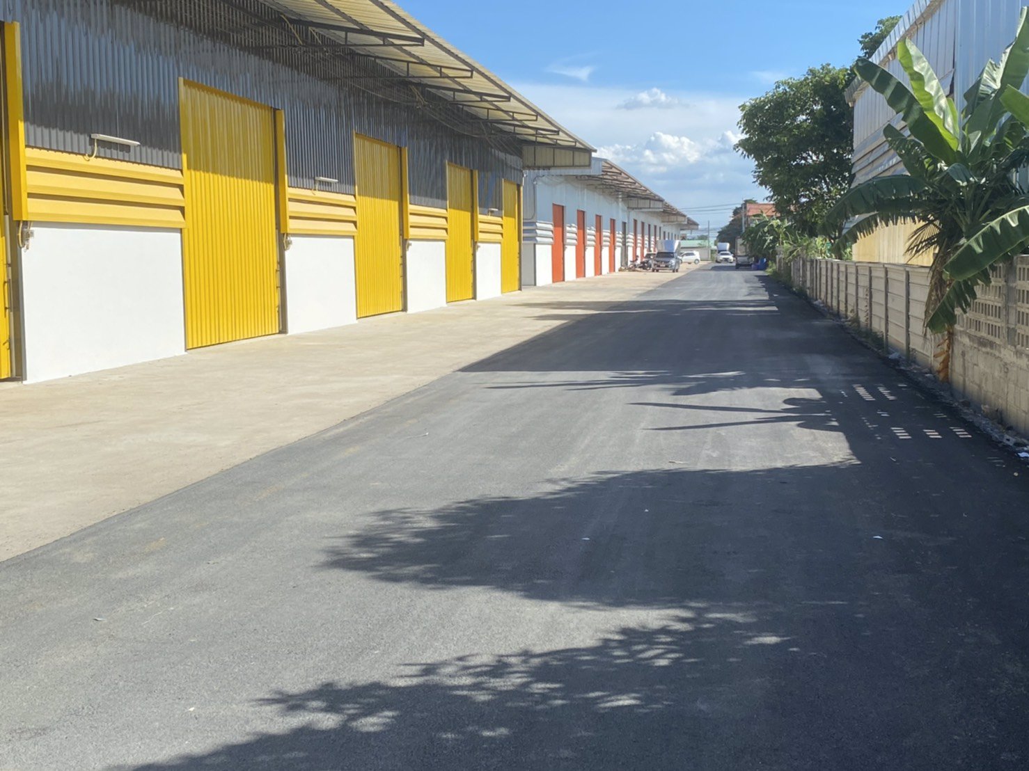 โกดังให้เช่า-โรงงานให้เช่า-ถนนบ้านกล้วย-ไทรน้อย-อบางบัวทอง-จนนทบุรี