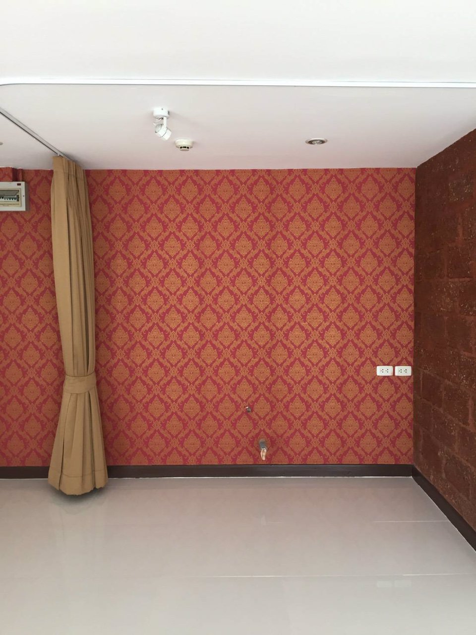 ขายคอนโด-เอกสินทาวเวอร์-ใกล้เดอะมอลล์งามวงศ์วาน