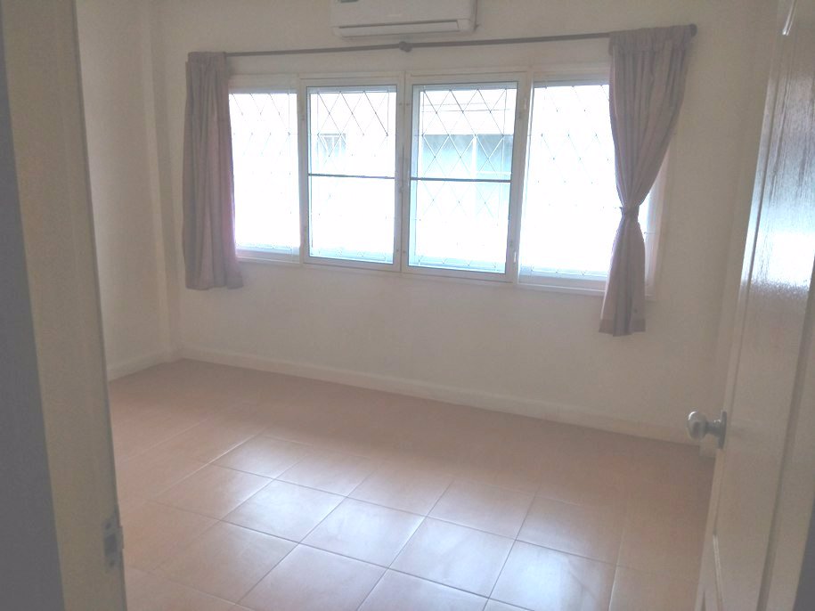 ให้เช่าบ้านทาวน์เฮาส์-บางซื่อ-วงศ์สว่าง-11-หลังมพระนครเหนือ-มสิรีนพาร์ค-2-085-048-8803