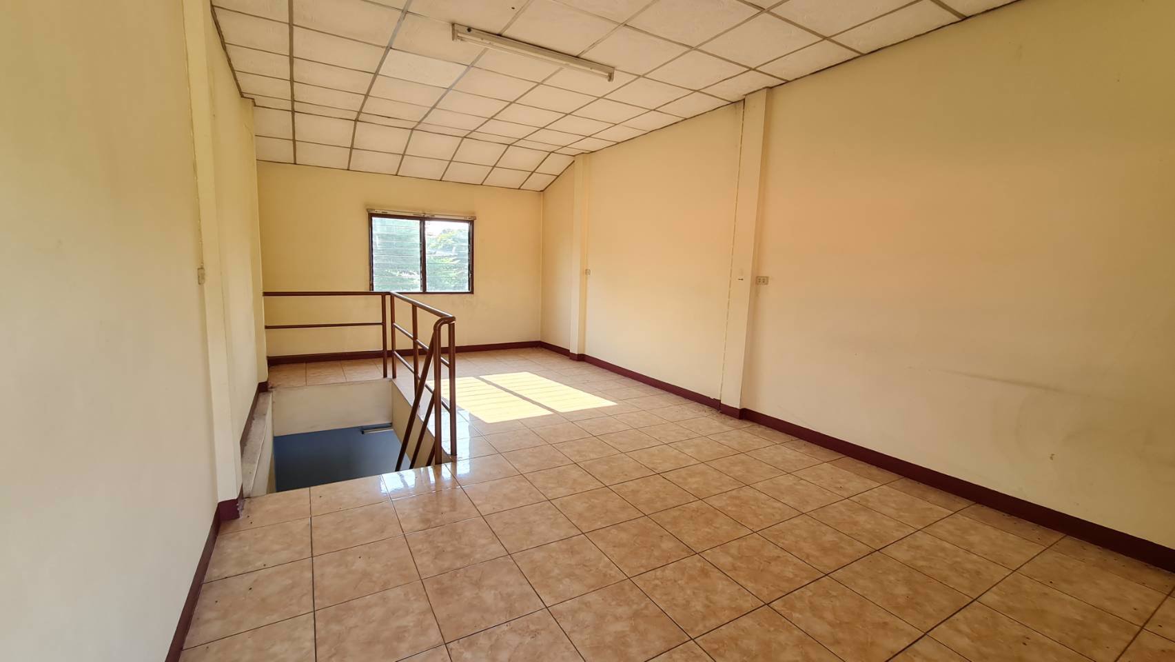 โกดังให้เช่า-ตดอนตะโก-อเมือง-จราชบุรี