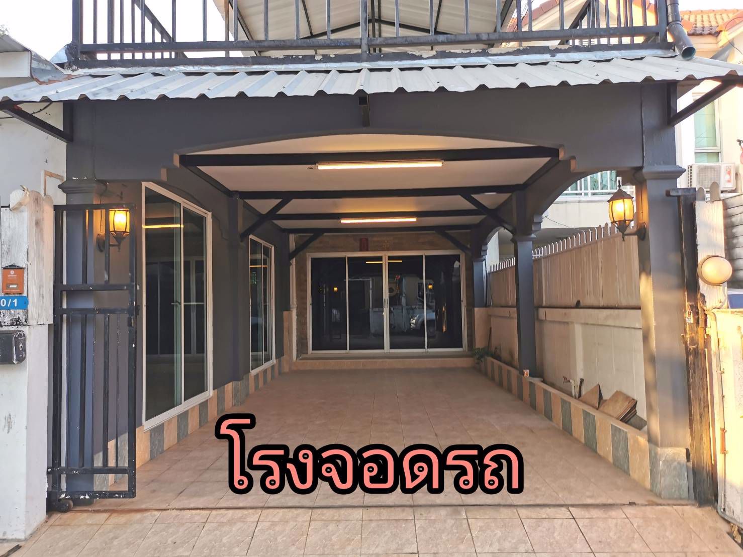 บ้านกลอรี่เฮาส์-gloryhouse-2-ชั้น-บ้านมุมต่อเติมเต็มพื้นที่พร้อมเข้าอยู่