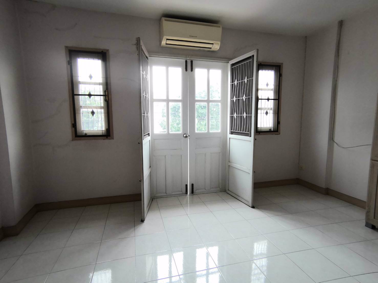 ขายทาวน์เฮ้าส์-หมู่บ้าน-สินสุขโพธิ์แก้ว-ลาดพร้าว101-บางกะปิ