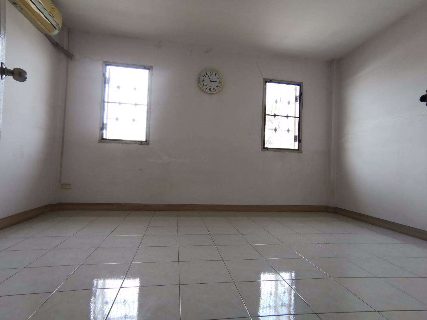 ขายทาวน์เฮ้าส์-หมู่บ้าน-สินสุขโพธิ์แก้ว-ลาดพร้าว101-บางกะปิ