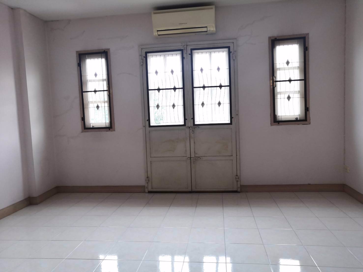 ขายทาวน์เฮ้าส์-หมู่บ้าน-สินสุขโพธิ์แก้ว-ลาดพร้าว101-บางกะปิ