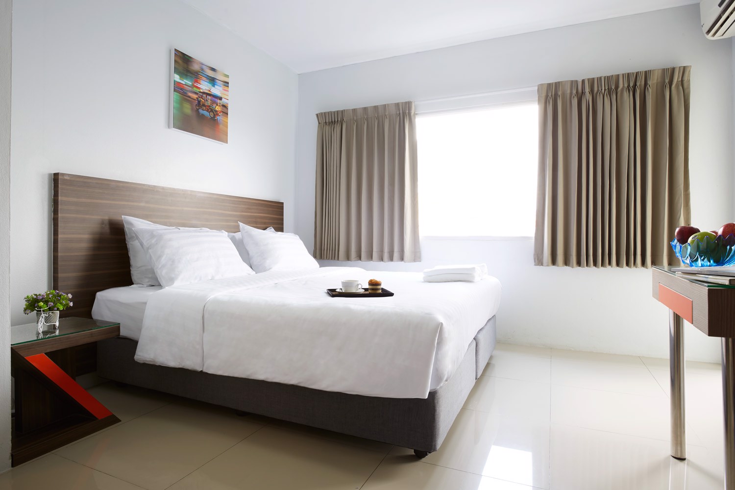 praso-รัชดาซอย-3-mrtพระราม-9เดินเพียง-5-นาที-ห้องพักระดับโรงแรม-รายเดือน-รายวันราคาหลักร้อย