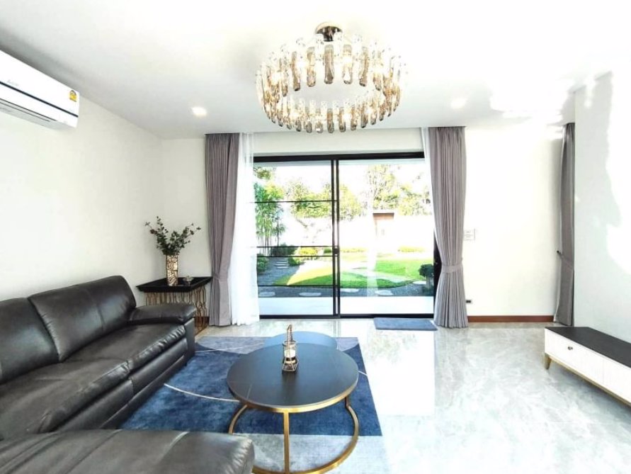 ขายบ้านสร้างใหม่-บ้านหรูพูลวิลล่าหางดง-เชียงใหม่-เดินทางสะดวก