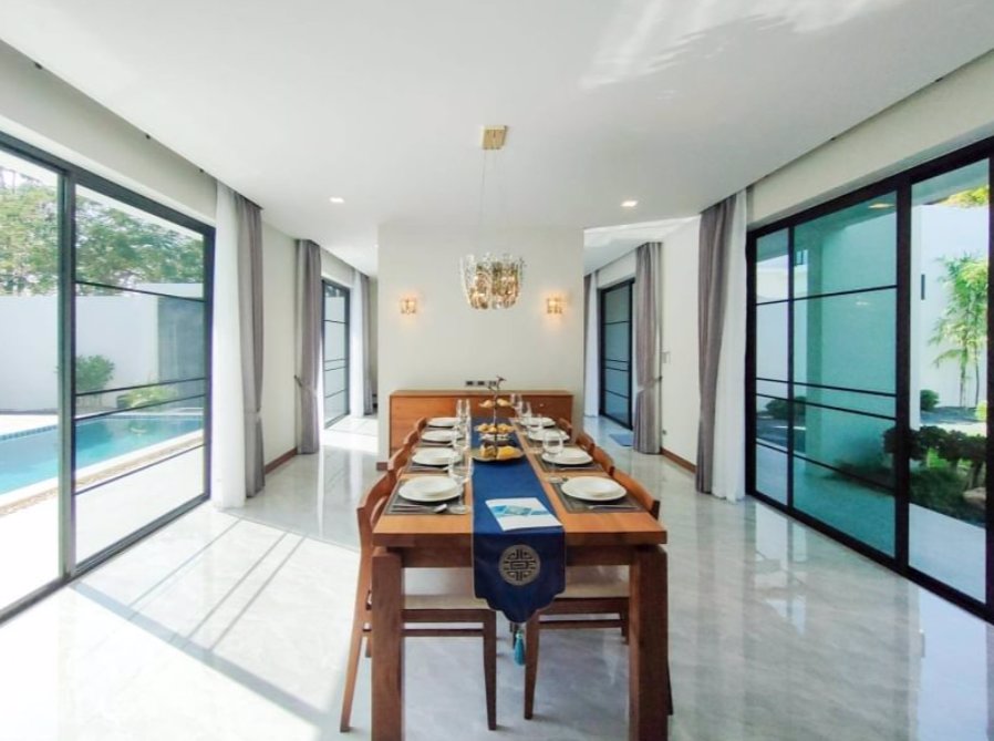 ขายบ้านสร้างใหม่-บ้านหรูพูลวิลล่าหางดง-เชียงใหม่-เดินทางสะดวก