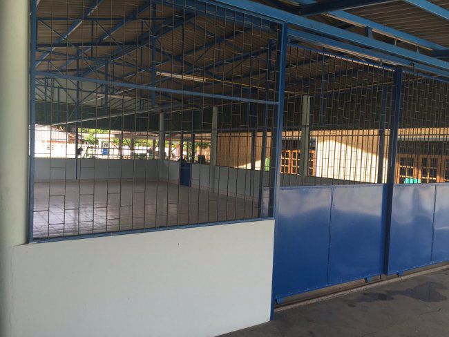 ขายบ้านทำเป็นโรงงาน-1-ไร่-3งาน-22วา-ล้อมกำแพงรอบพร้อมบ้าน-3-หลัง-บ้านเช่าอีก-5-ห้อง-อโพธาราม-ราชบุร