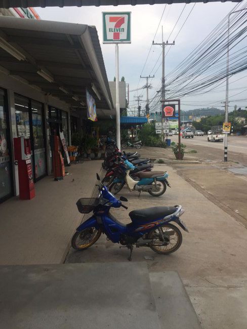 ขายบ้านทำเป็นโรงงาน-1-ไร่-3งาน-22วา-ล้อมกำแพงรอบพร้อมบ้าน-3-หลัง-บ้านเช่าอีก-5-ห้อง-อโพธาราม-ราชบุร