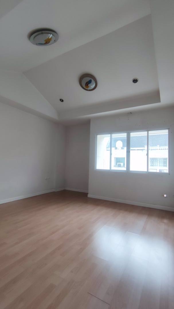 ขายทาวน์โฮมหมู่บ้าน-ปริญญาลักษณ์-สาธร-กาญจนา-3ชั้น-18ตรวบ้านสภาพดี-เจ้าของขายเอง-แถมออกค่าโอนให้