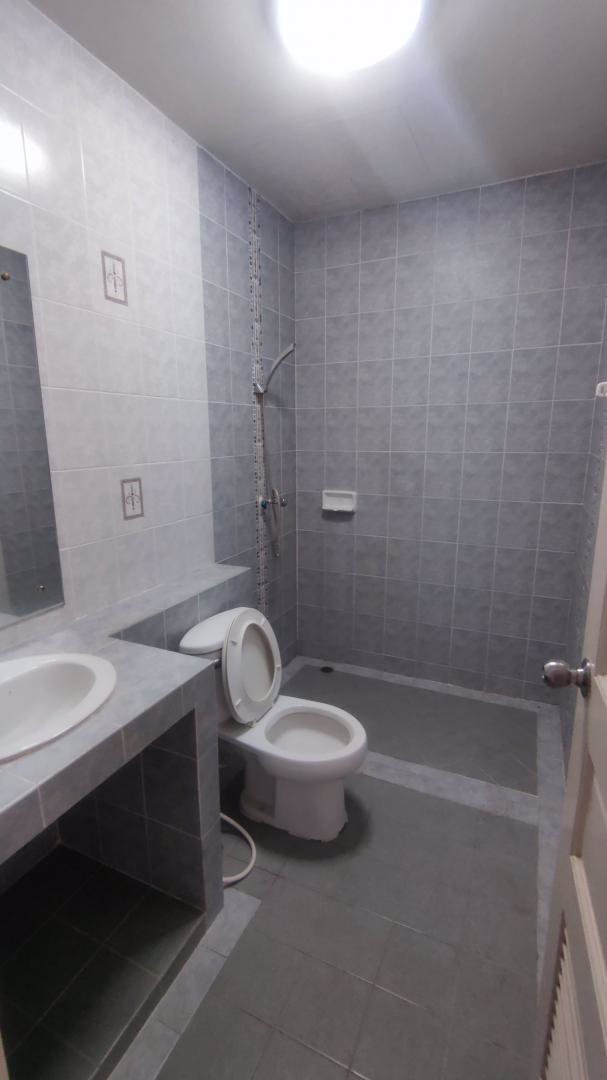 ขายทาวน์โฮมหมู่บ้าน-ปริญญาลักษณ์-สาธร-กาญจนา-3ชั้น-18ตรวบ้านสภาพดี-เจ้าของขายเอง-แถมออกค่าโอนให้