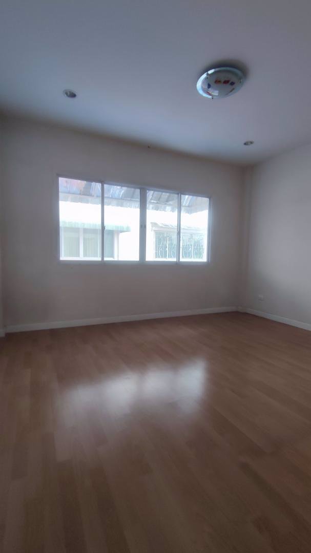 ขายทาวน์โฮมหมู่บ้าน-ปริญญาลักษณ์-สาธร-กาญจนา-3ชั้น-18ตรวบ้านสภาพดี-เจ้าของขายเอง-แถมออกค่าโอนให้