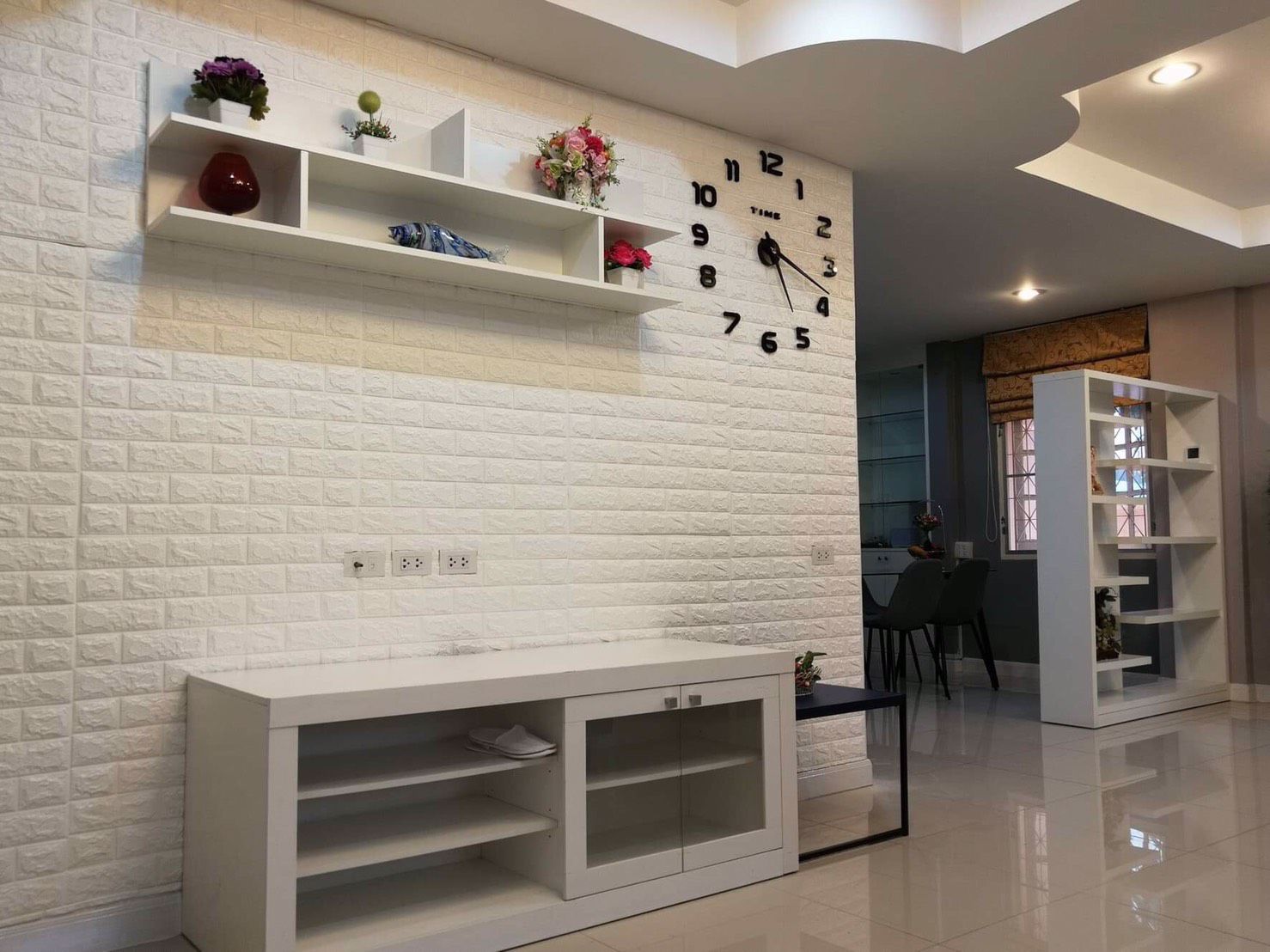 บ้านว่างให้เช่าใจกลางเมือง-หมู่บ้านสวนแก้ว-ซอยสวรรค์วิถี-ห้วยขวาง-โทร-0986939641