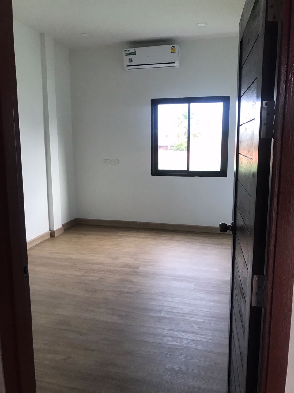 2-storey-townhome-2-bedroom-2-bathroom-best-location-central-of-hua-hin-200-meters