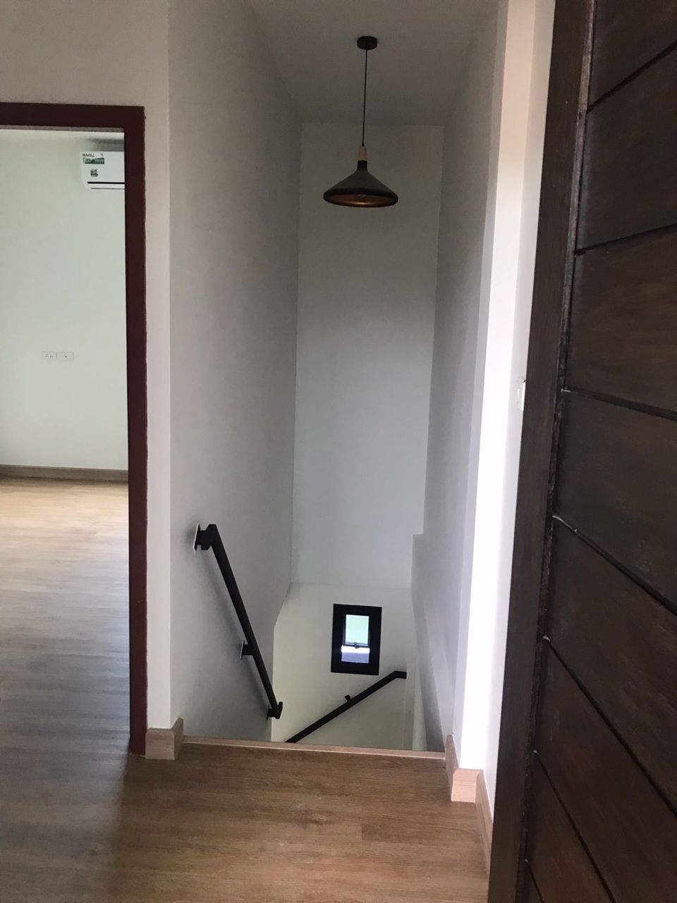 2-storey-townhome-2-bedroom-2-bathroom-best-location-central-of-hua-hin-200-meters