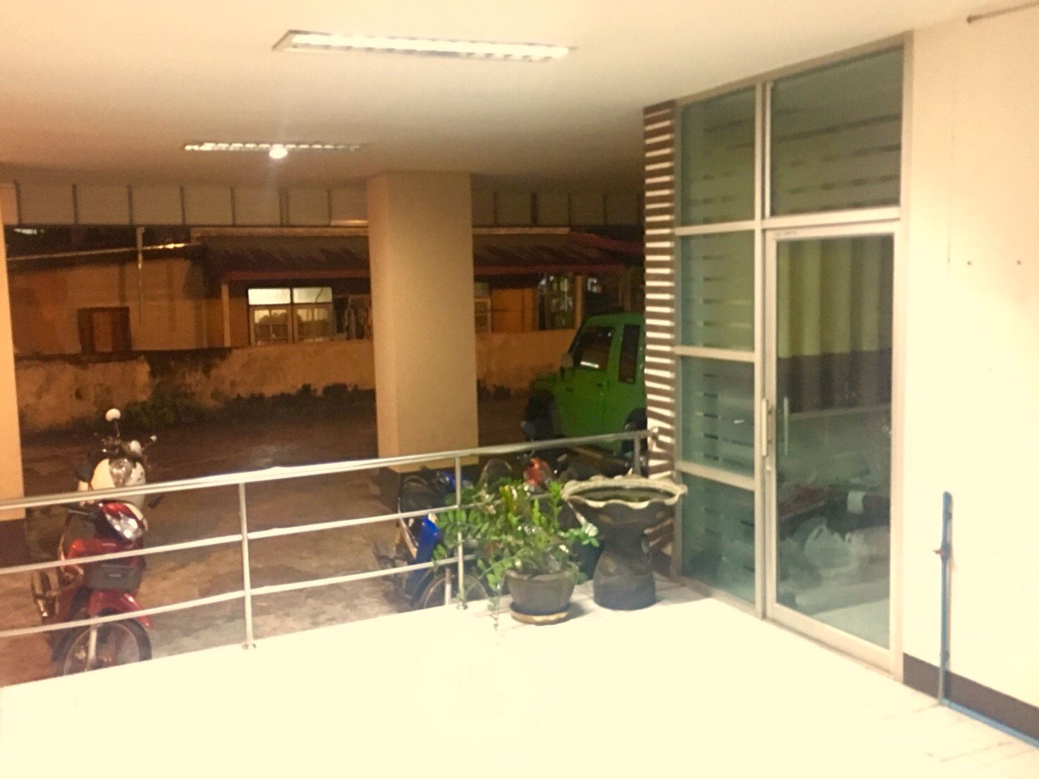 ขายหอพักใจกลางเมือง-บนเนื้อที่-164-ตรว-หมากแข้ง-เมืองอุดรธานี-โทร-0973065458