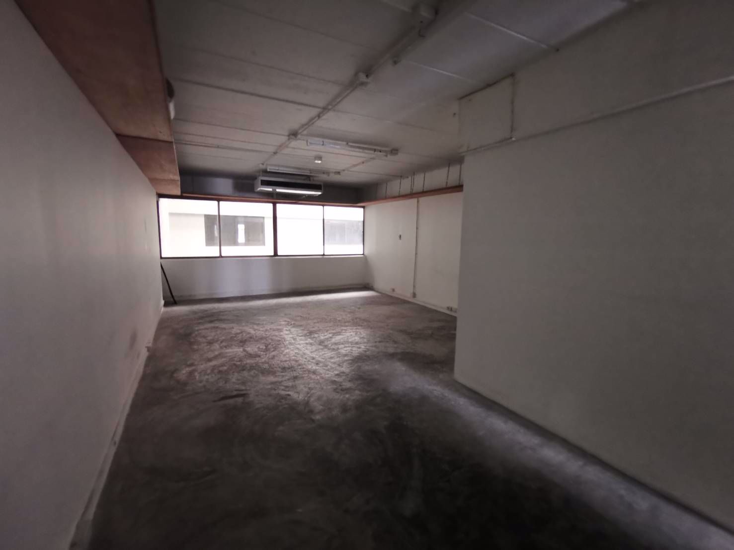 อาคารแบ่งให้เช่าราคาพิเศษ-แบ่งให้เช่า-ชั้น-23-และ-4-บล๊อค-d-ศูนย์การค้า-rca-โทร-083-442-8233