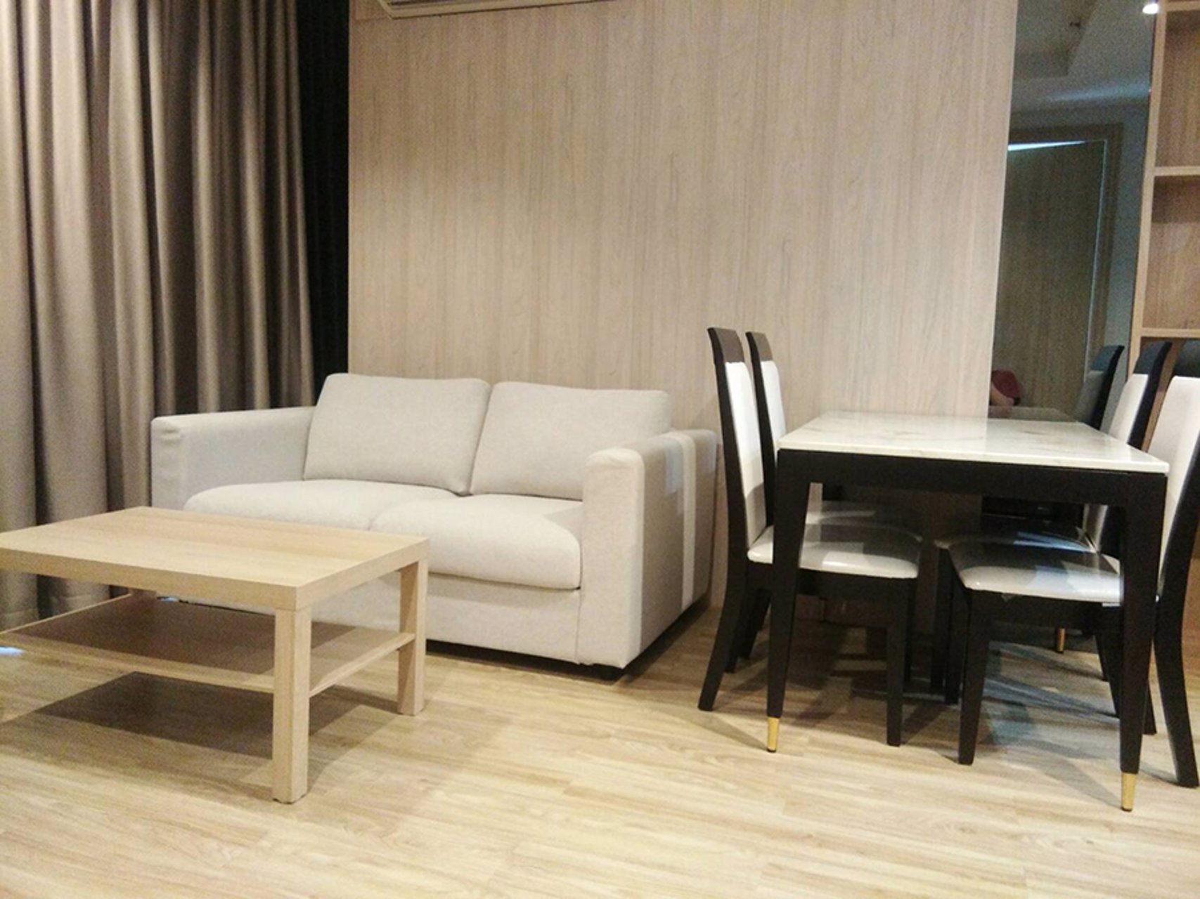 ให้เช่า-คอนโด-ladda-plus-ห้อง-b2204-ใจกลางเมืองศรีราชา-จังหวัดชลบุรี-โทร-0814844524