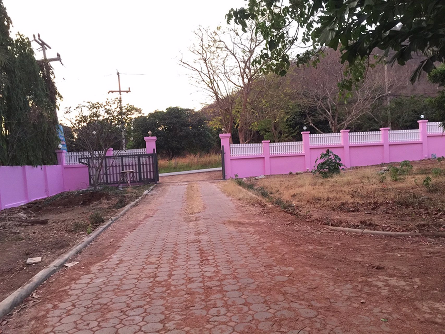 ให้เช่าบ้าน-รายวัน-รายเดือน-บ้านตึก-1-ชั้น-เนื้อที่-1-ไร่-พื้นที่ใช้สอยในบ้าน-150-ตรม