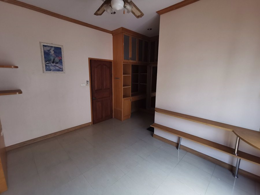 บ้านให้เช่า-หมู่บ้านกลางเมืองโครงการ-2-ลาดพร้าว-71-build-in-ทั้งหลัง-โทร-0649832690