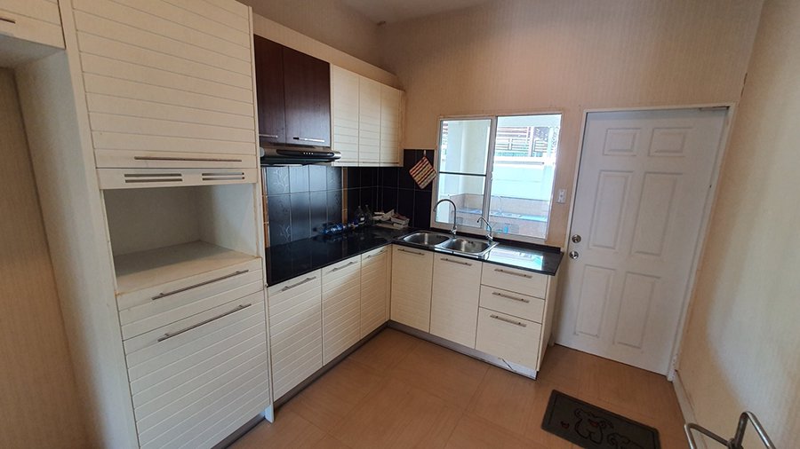 ขายบ้าน-หมู่บ้านพฤกษาธารา-สี่แยกอินโดจีน-พิษณุโลก-102-ตารางวา-4-ห้องนอน-3-ห้องน้ำ-ใกล้สโมสร