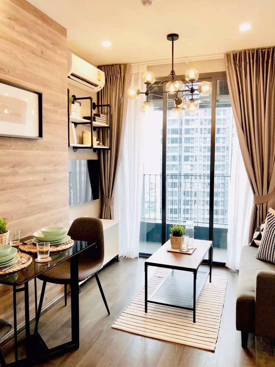 ให้เช่าคอนโด-ideo-q-สยาม-ราชเทวี-ขนาด-1-ห้องนอน-ตกแต่งสไตล์-modern-contemporary-โทร-081-956-5996