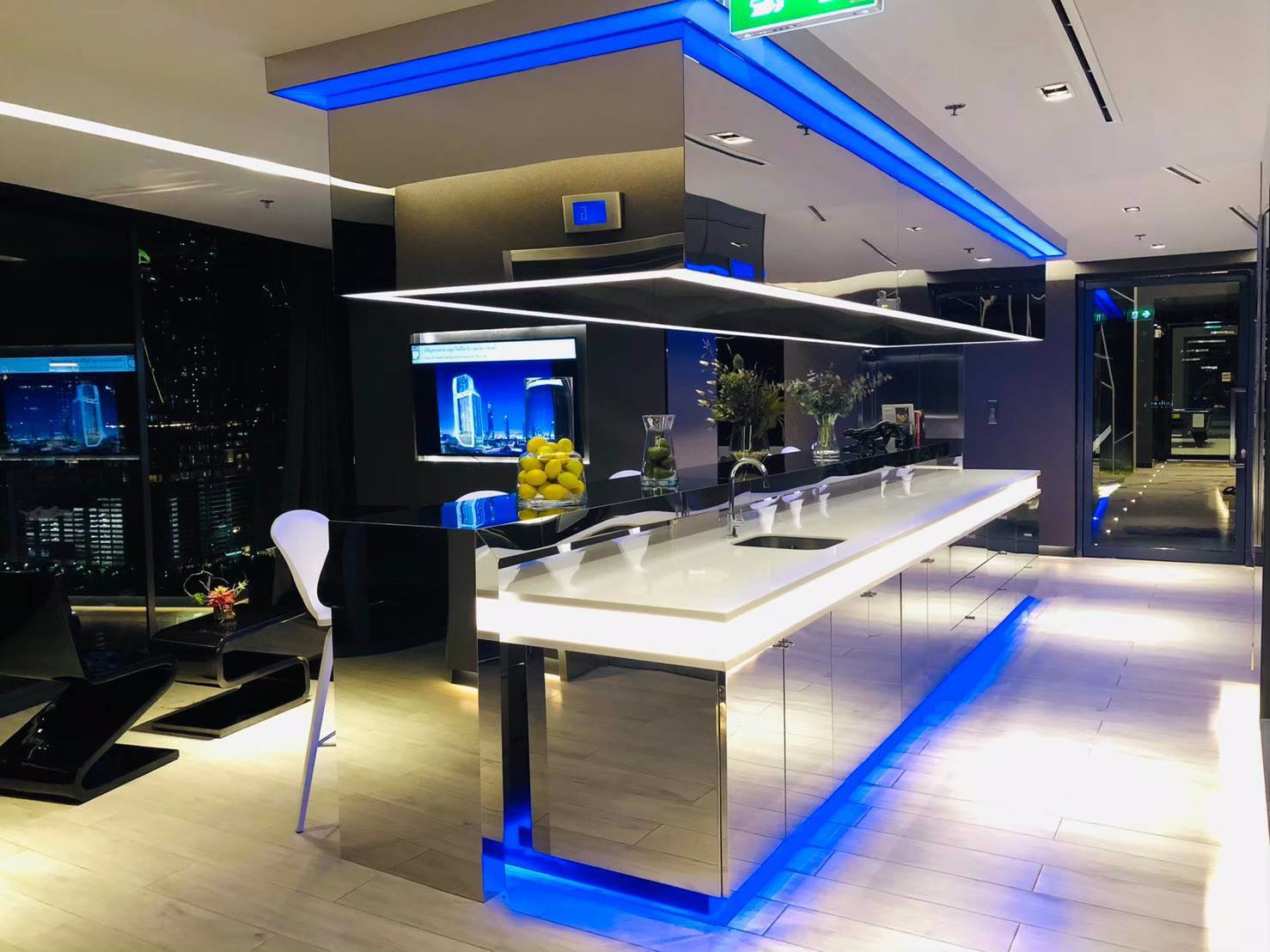 ให้เช่าคอนโด-ideo-q-สยาม-ราชเทวี-ขนาด-1-ห้องนอน-ตกแต่งสไตล์-modern-contemporary-โทร-081-956-5996