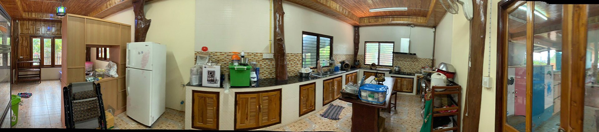 ขายบ้านทรงไทย-หลังใหญ่-2-ชั้น-พร้อมกิจการ-ปั๊มน้ำมัน-อำเภอโพธ์ชัย-ร้อยเอ็ด-โทร-0647898923