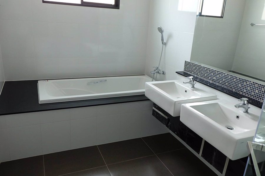 ขายบ้านใหม่-the-city-พัฒนาการ-บ้านใหญ่โซนด้านหน้าโครงการ-ใกล้คลับเฮาส์-สระว่ายน้ำ