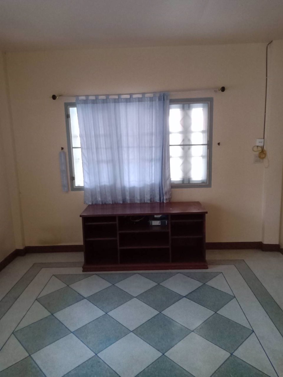 บ้านว่างให้เช่า-3-ห้องนอน-2-ห้องน้ำ-150-ตารางวา-อำเภอบ้านฉาง-จังหวัดระยอง-โทร-0871008736