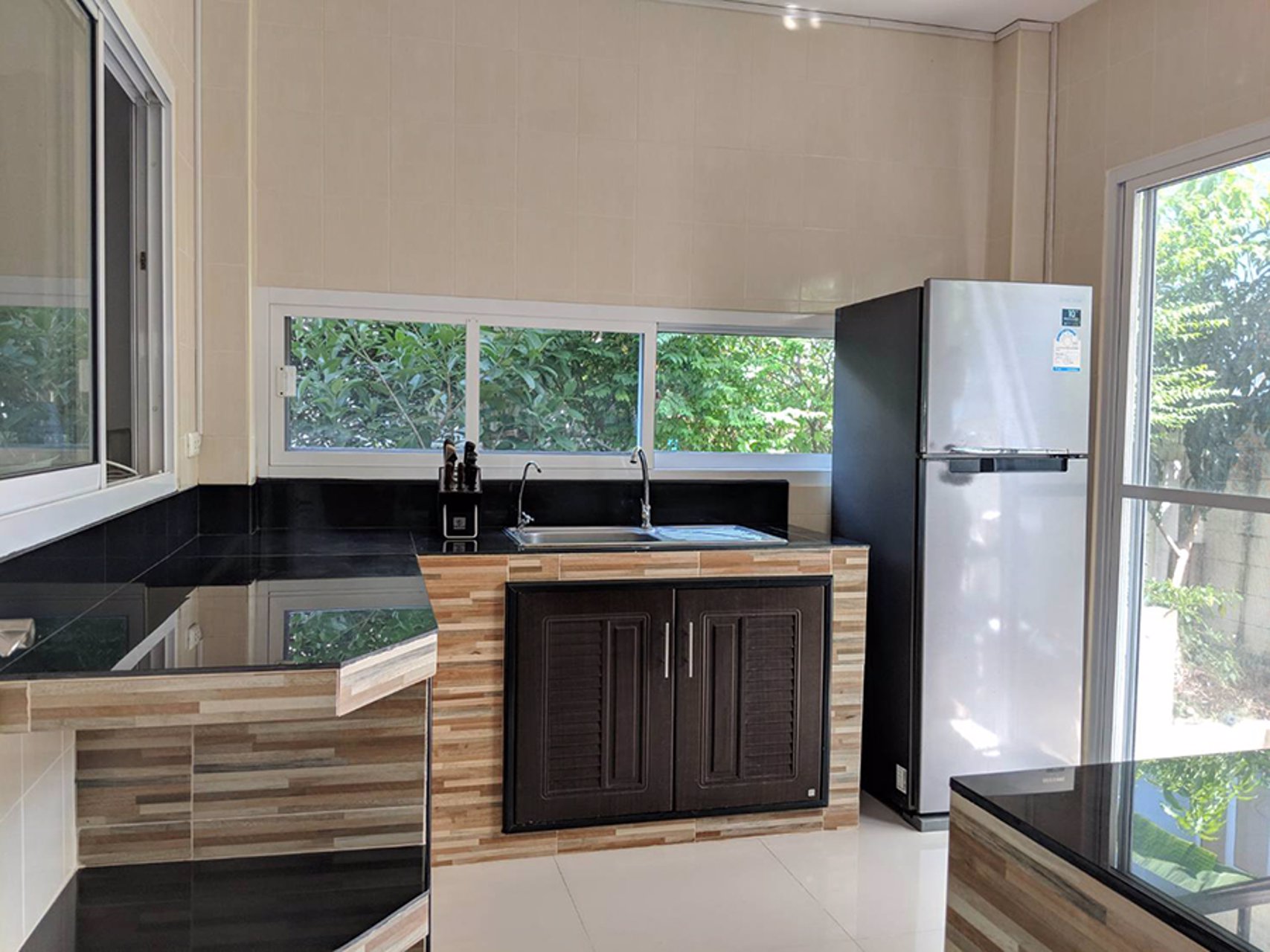 ขายบ้านเดี่ยว-2-ชั้น-หมู่บ้าน-พาร์คเวย์-ชาเล่ต์-รามคำแหง-ขนาด-58-ตรว-3-นอน-3-น้ำ-มีนบุรี-กรุงเทพ