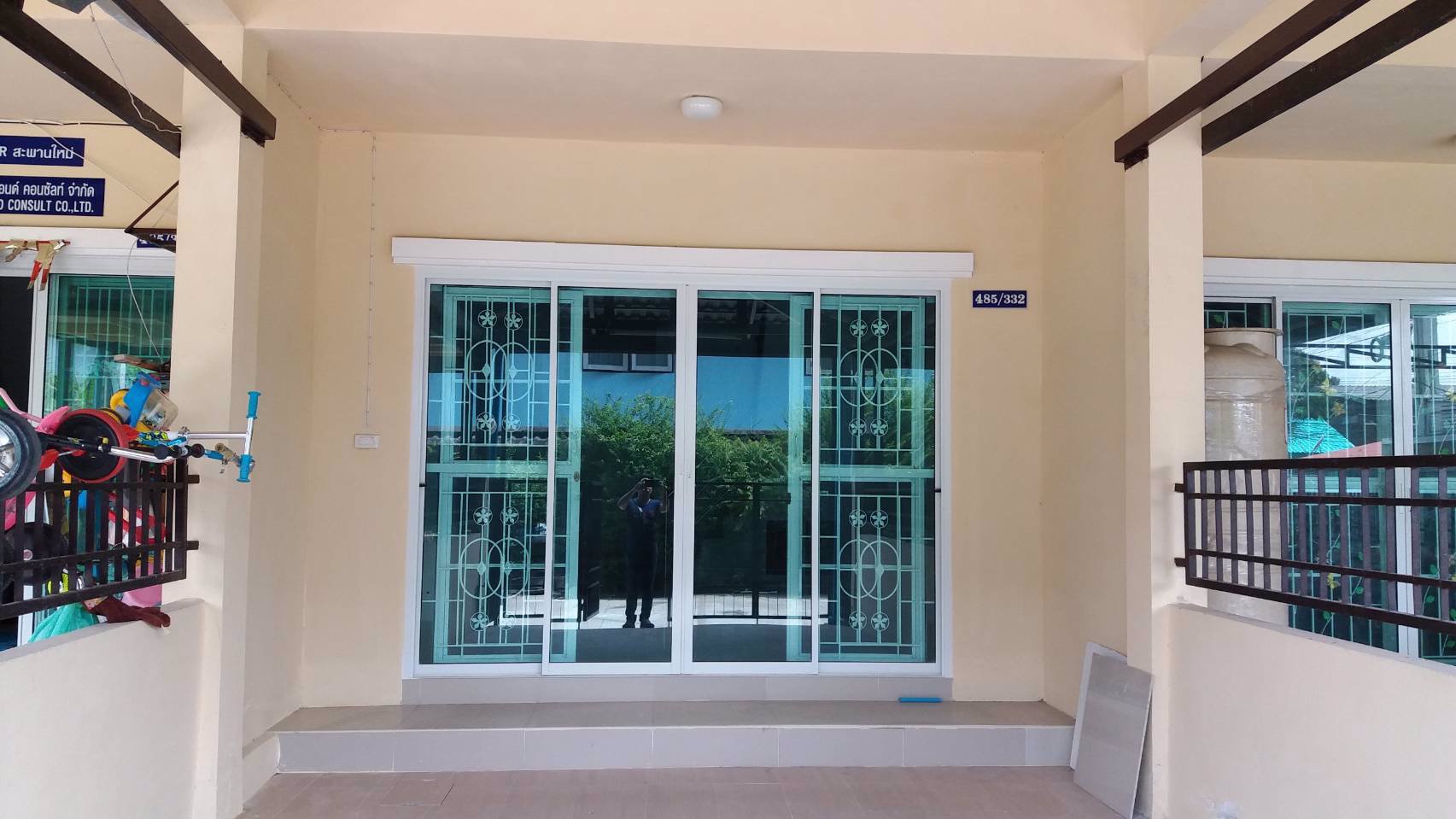 ให้เช่าบ้านใหม่-ทาวน์โฮม-3-ชั้น-3-ห้องนอน-3-ห้องน้ำ-2-ที่จอดรถ-1ห้องครัว-1ห้องโถงรับแขก