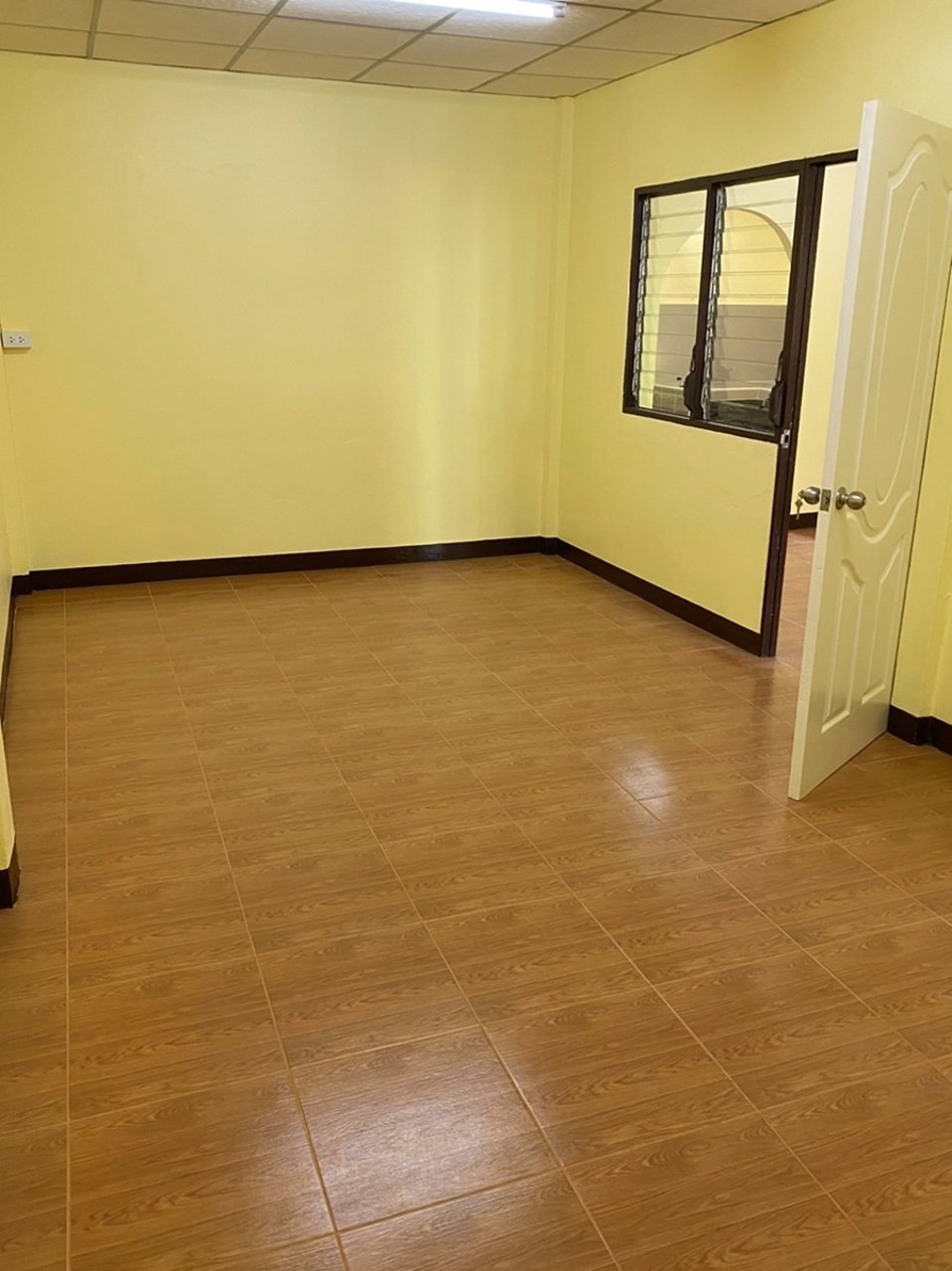 ขายถูก-ทาวน์เฮ้าส์-ย่านบางใหญ่-ชั้นเดียว-หมู่บ้าน-ตะวันงาม-บางใหญ่-นนทบุรี