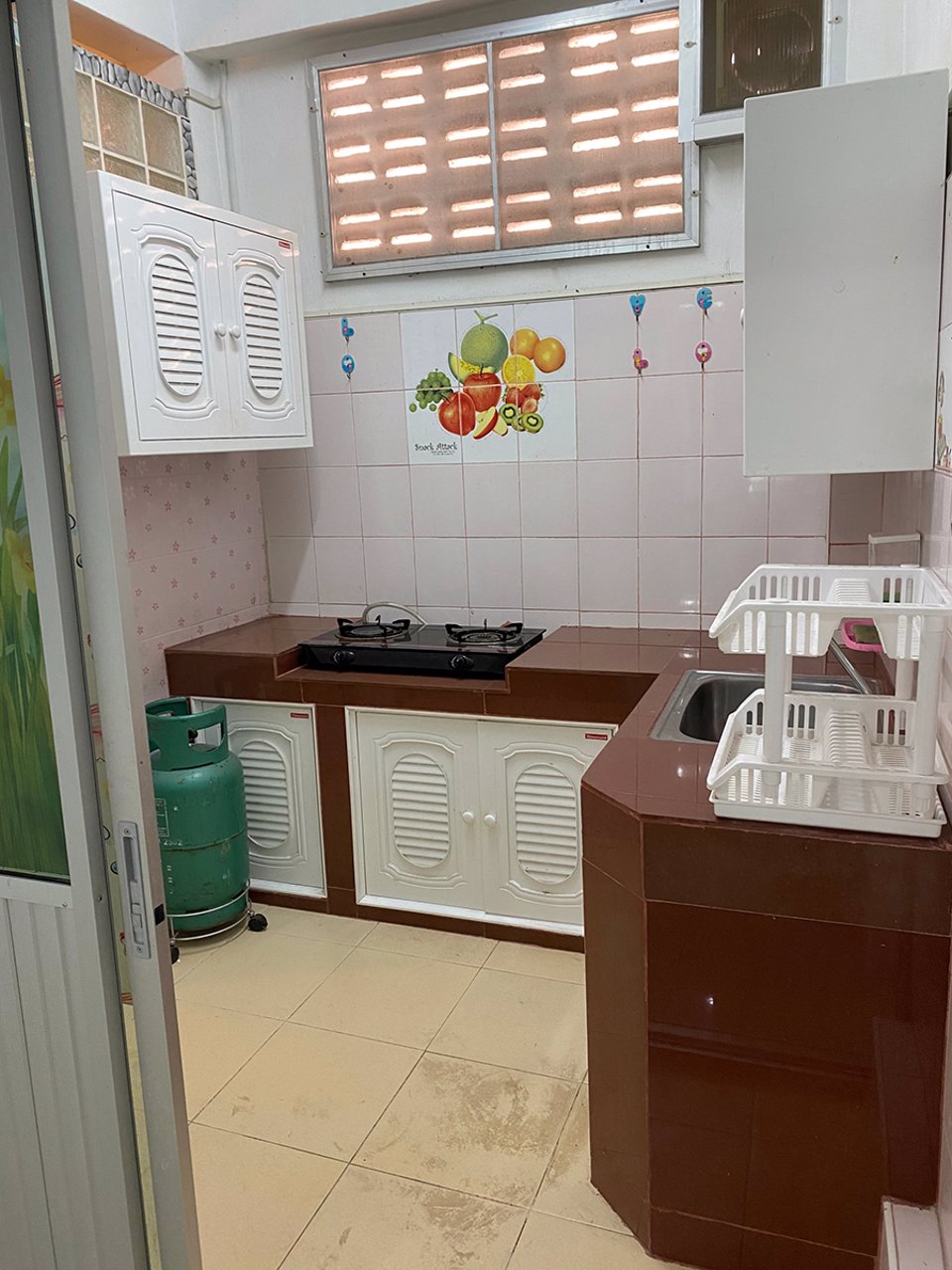 ขายบ้านทาวน์เฮ้าส์-2-ชั้น-เนื้อที่-29-ตรว-ใจกลางเมืองระยอง-เจ้าของขายเอง-