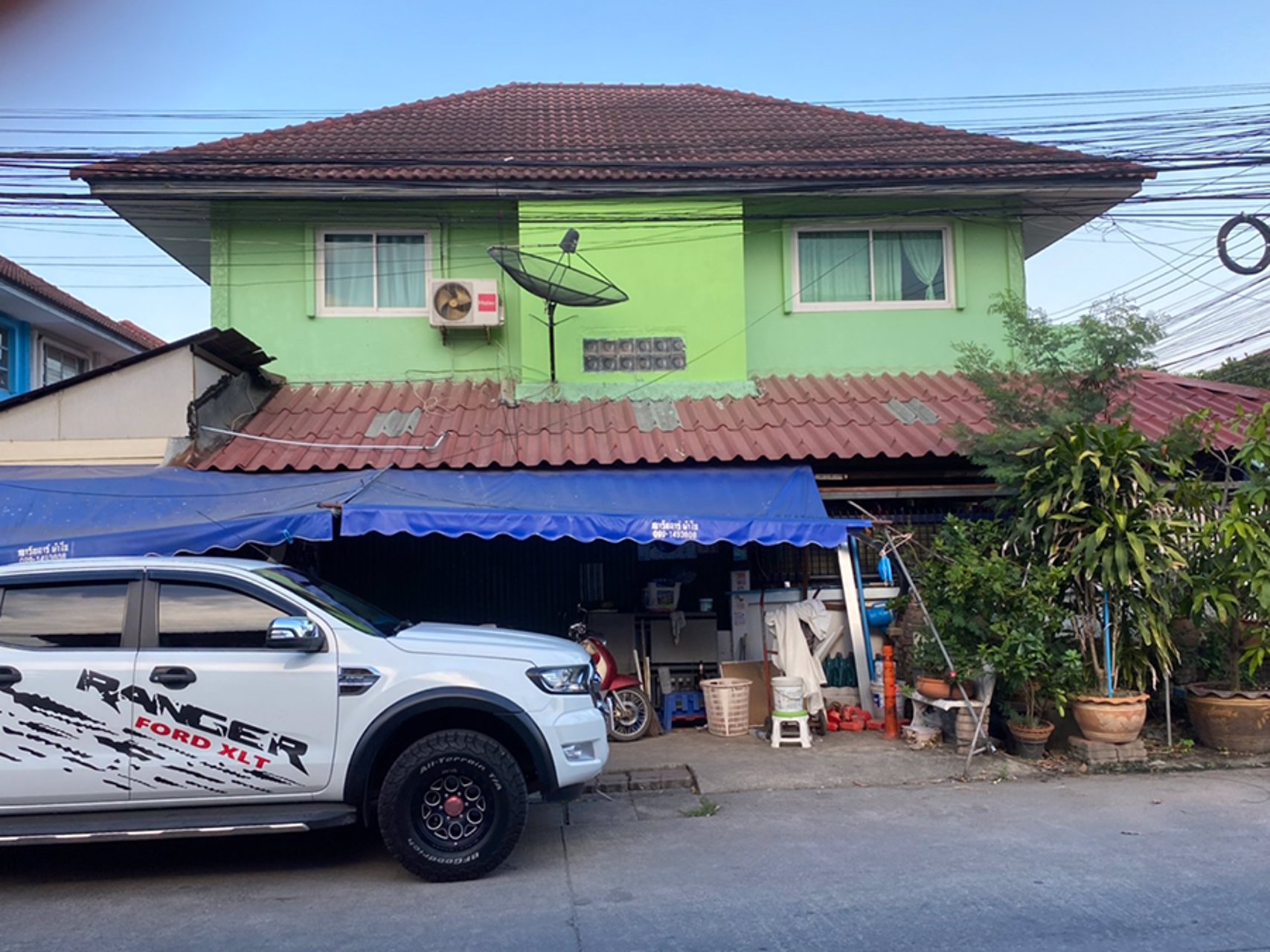 ขายบ้านแฝดด่วน-กำแพงตัวบ้านด้านบนแยก-หมู่บ้านอิ่มอัมพร10-กระทุ่มแบน-สมุทรสาคร-โทร-0879982536