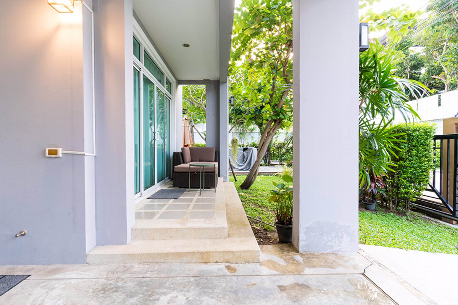 ขายหรือให้เช่า-บ้านเดี่ยว-หมู่บ้าน-เดอะ-แพลนท์-พัฒนาการ38-เนื้อที่-755-ตรวา-โทร-0865402132