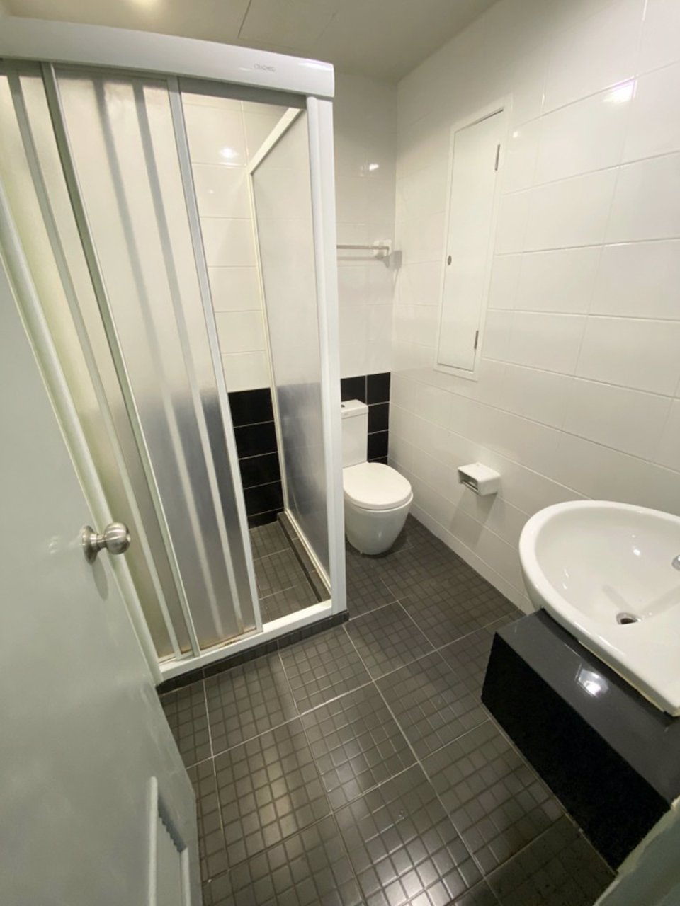 รับนายหน้า-ให้เช่าห้องชุดคอนโด-ริชพาร์คบางซ่อน-richpark-bangson-station-โทร-0877959991