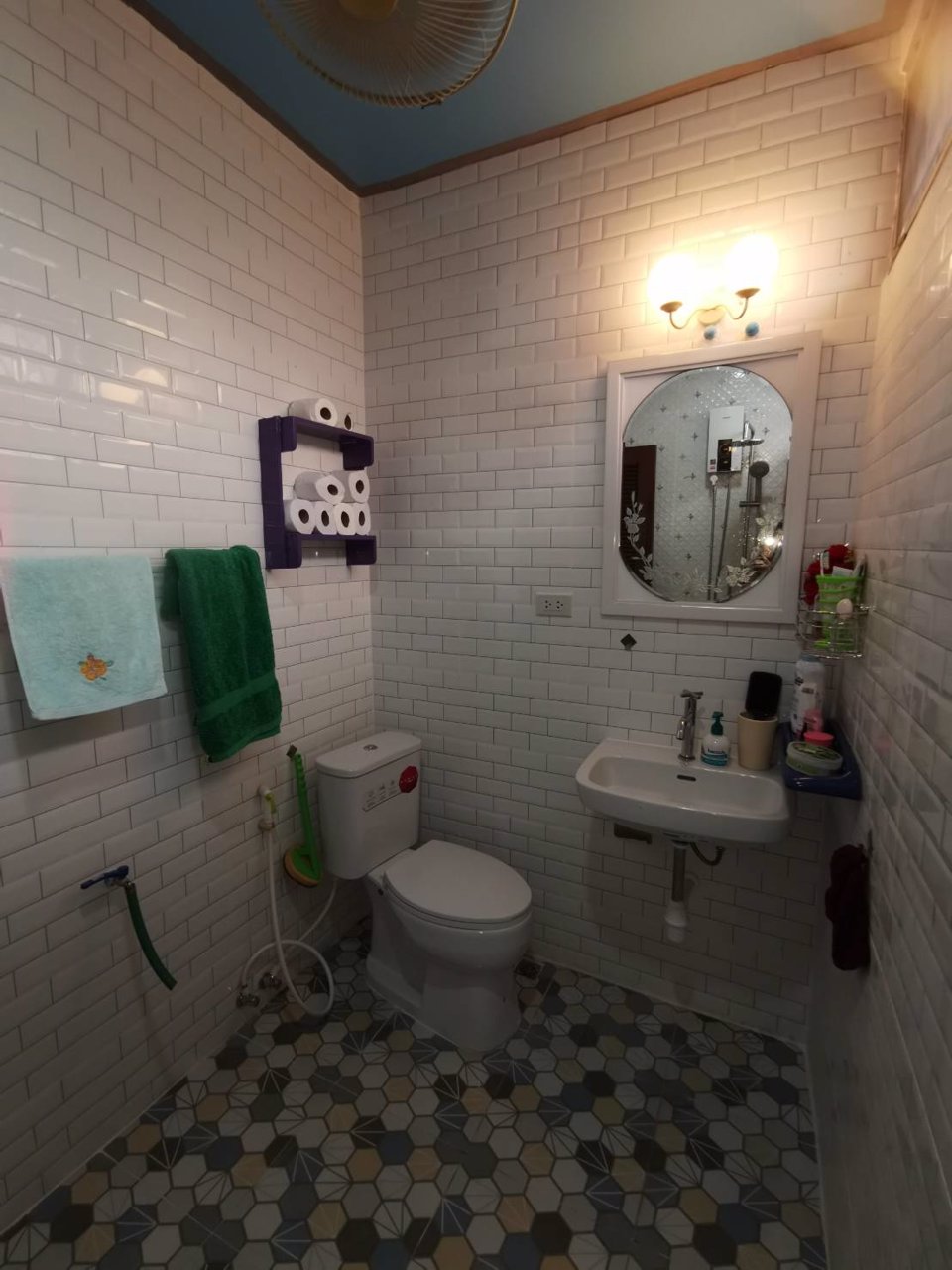 ให้เช่า-ทาวน์เฮ้าส์-2-ชั้น-2นอน-ขนาด-16-ตรวา-ซอยลาดพร้าว41-โทร-0858235430